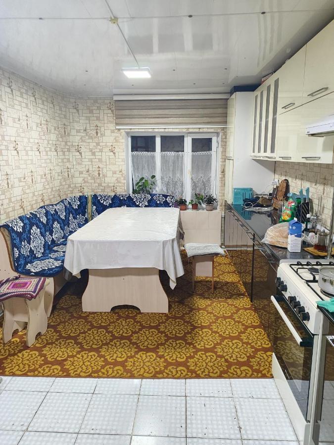 Guest House Sanat Naryn Esterno foto